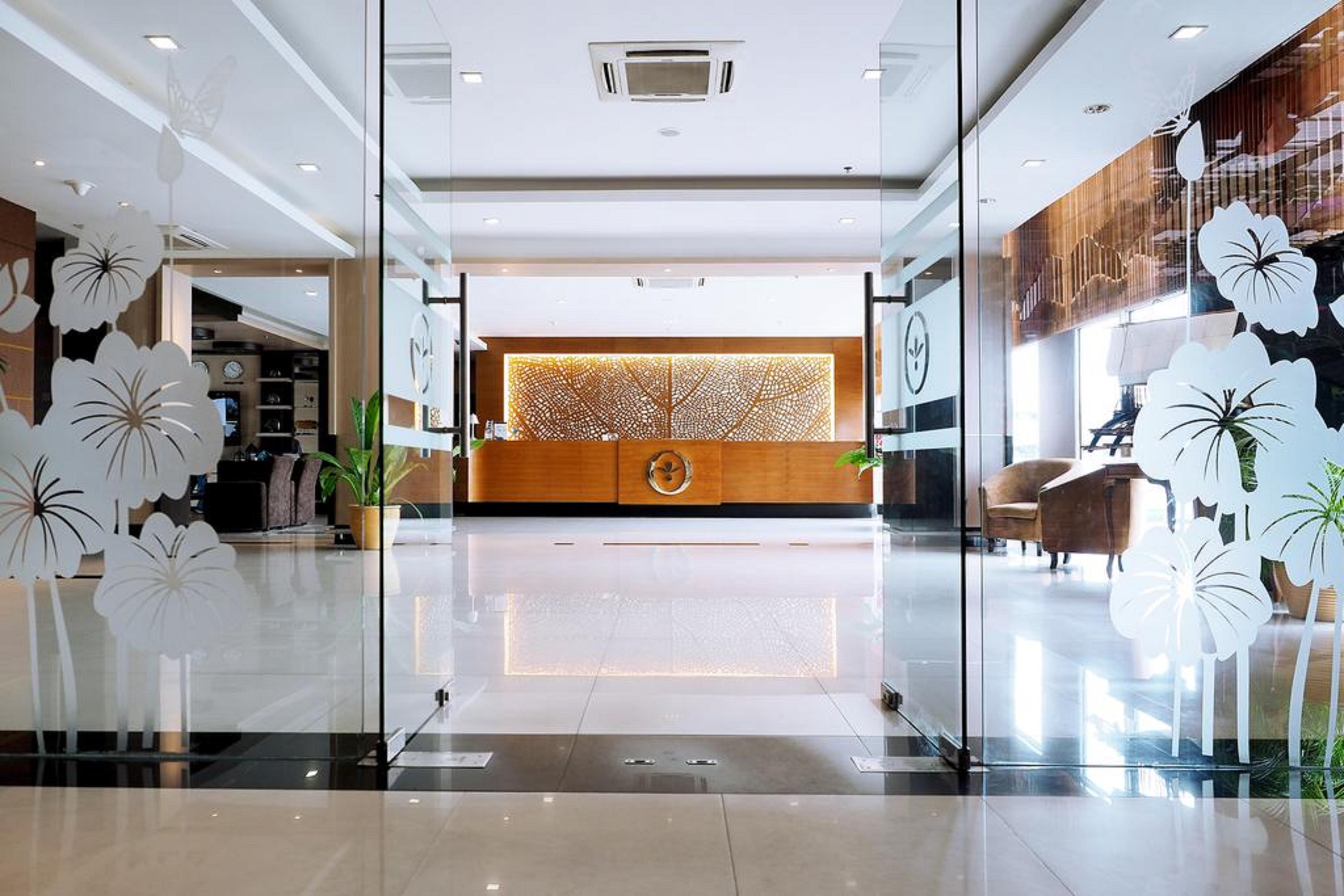 Nagoya Mansion Hotel And Residence Exteriör bild